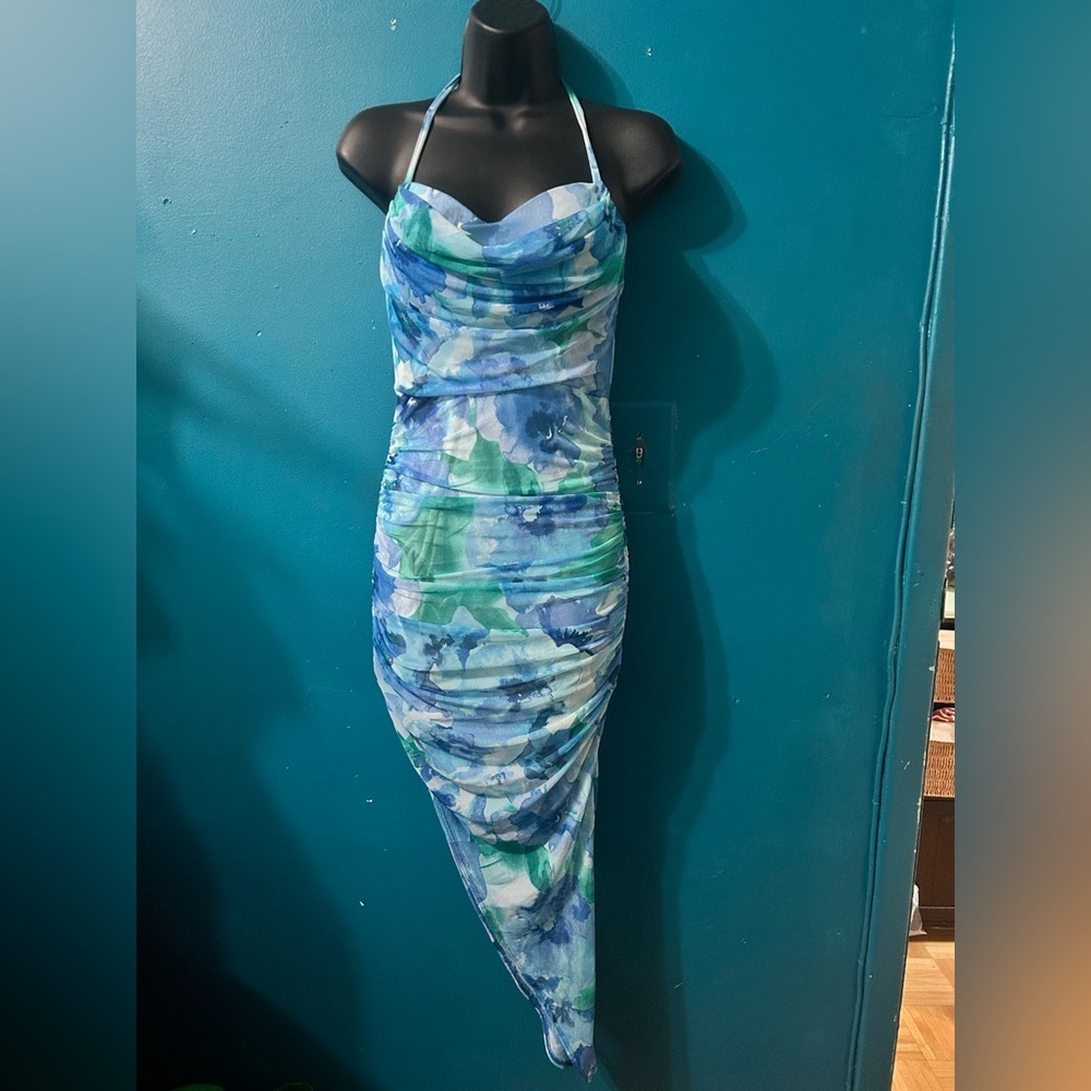 Fashion Nova Strapless Dress in Blue and Green Tones